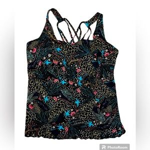 Swimsuit top in a size 5X (34 plus) Swimsuits for All